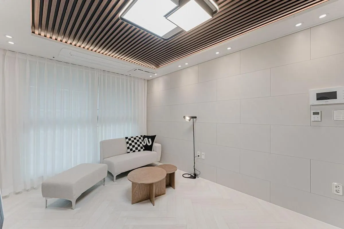 Dom wakacyjny 503 Bangbae Full-Furnished Premium Villa Seul