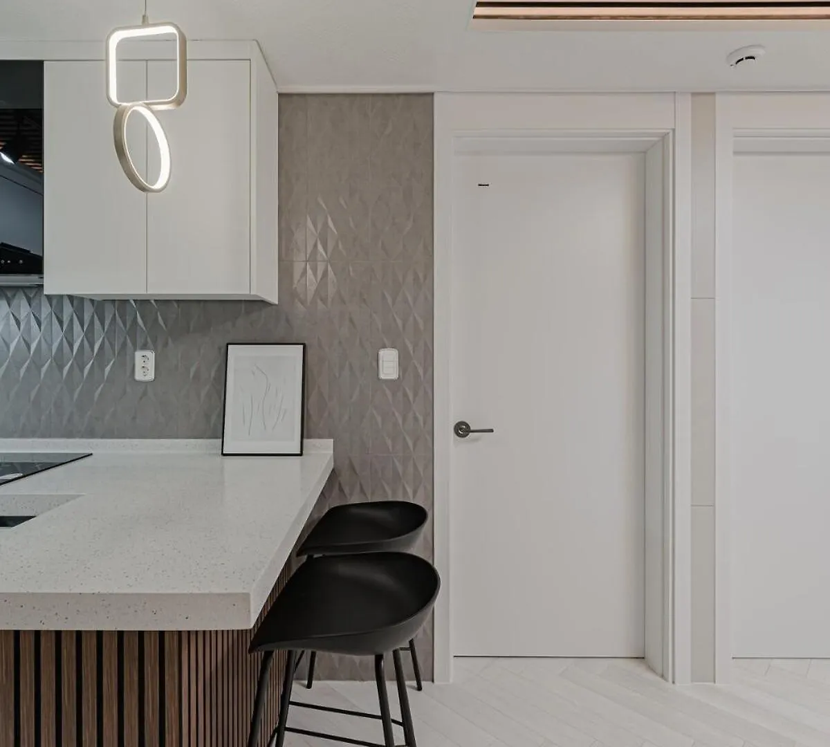 503 Bangbae Full-Furnished Premium Villa Seul 0*,