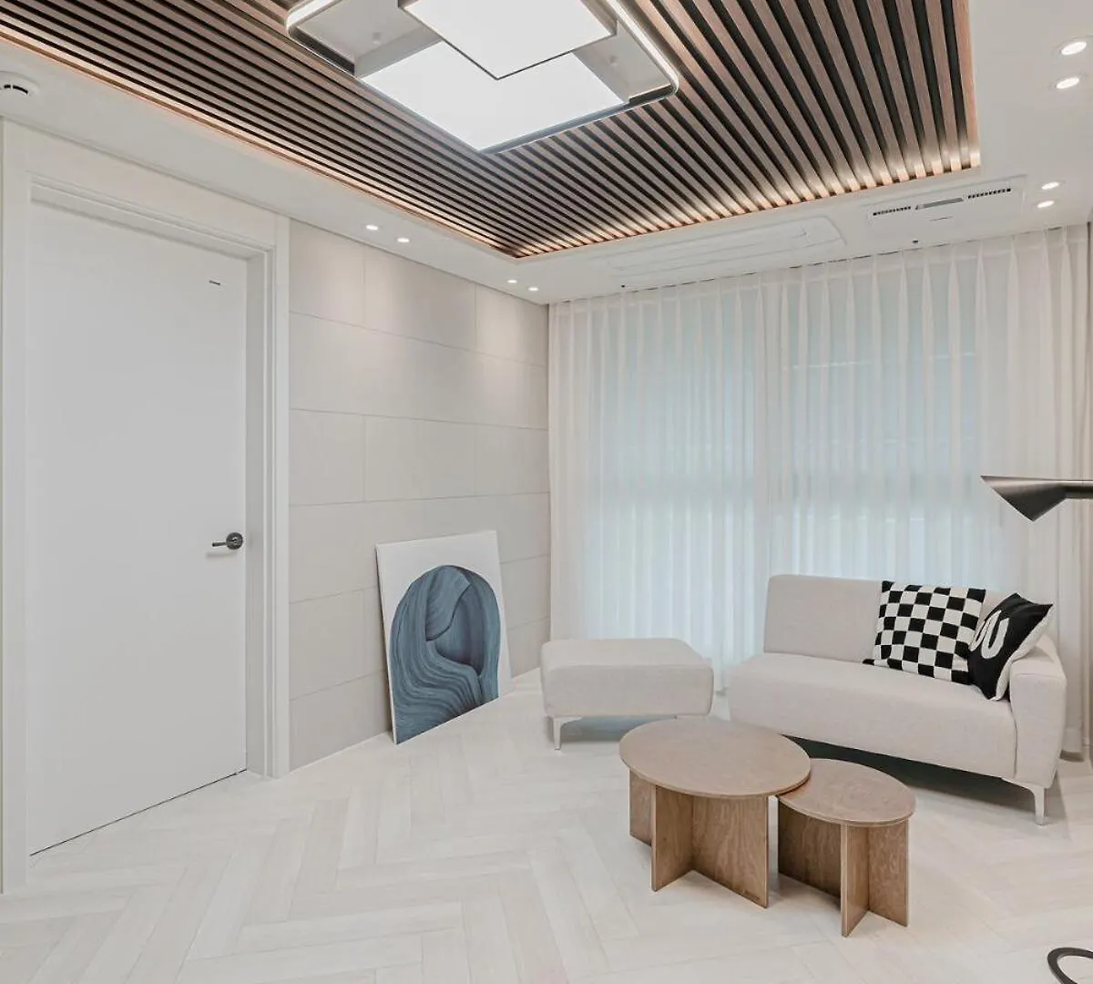 503 Bangbae Full-Furnished Premium Villa Seul